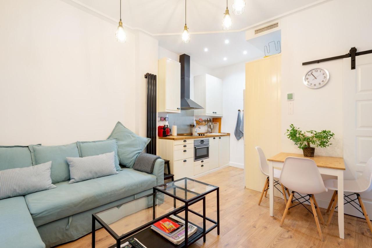 1 Bedroom 1 Bathroom Furnished - Malasana - Cozy & Modern - Mintystay 马德里 外观 照片