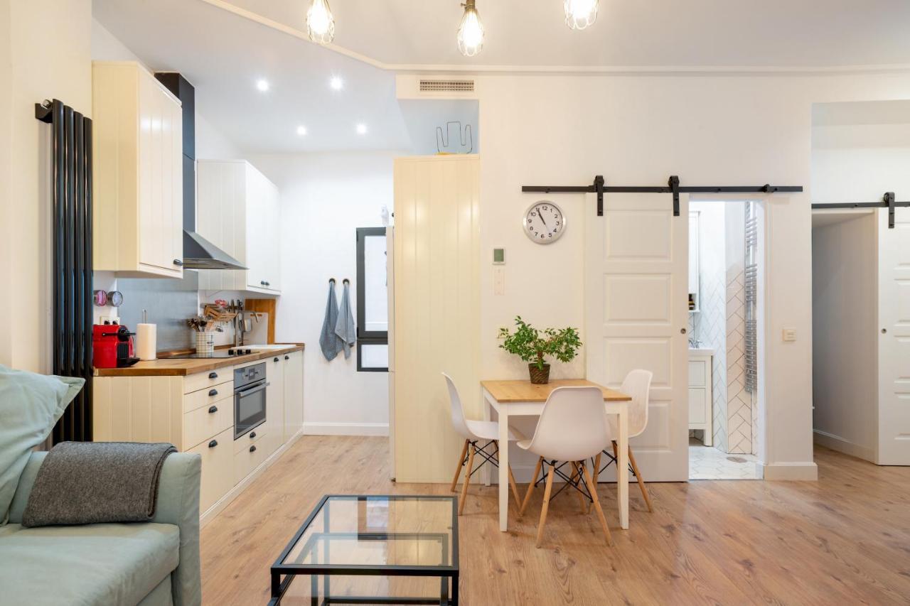 1 Bedroom 1 Bathroom Furnished - Malasana - Cozy & Modern - Mintystay 马德里 外观 照片