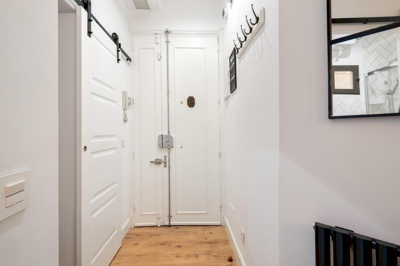 1 Bedroom 1 Bathroom Furnished - Malasana - Cozy & Modern - Mintystay 马德里 外观 照片